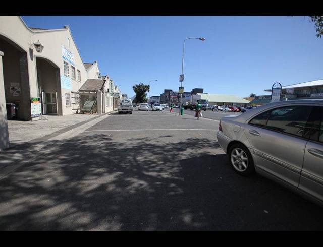 262M² WAREHOUSE TO LET IN MAITLAND